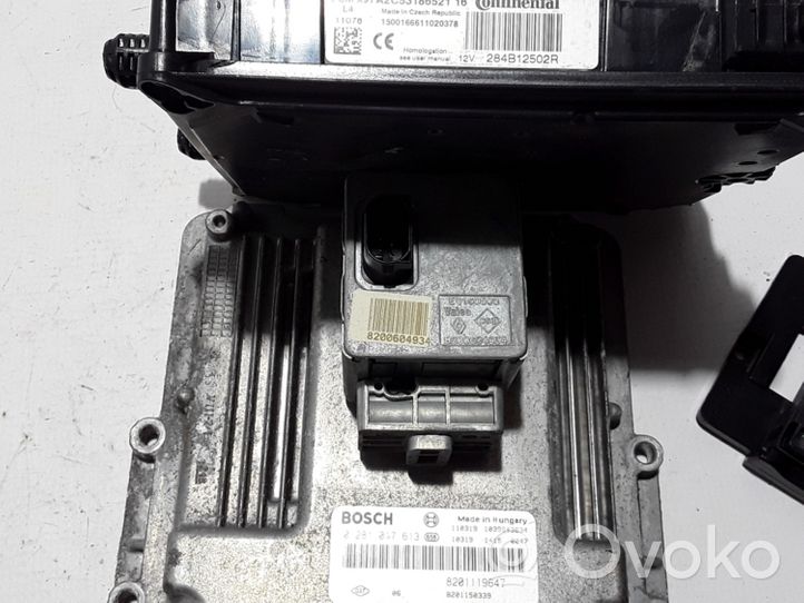 Renault Laguna III Komputer / Sterownik ECU i komplet kluczy 