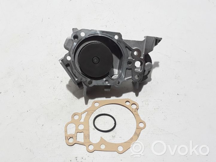 Renault Clio III Pompe de circulation d'eau 8200266950