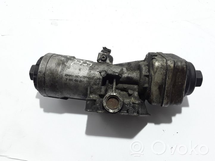 Volkswagen Caddy Supporto di montaggio del filtro dell’olio 045115389J