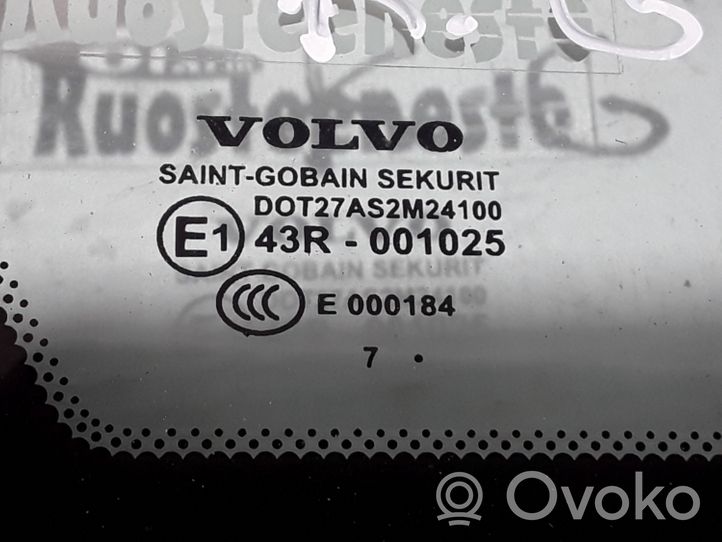 Volvo S40 Luna/vidrio traseras 8650440