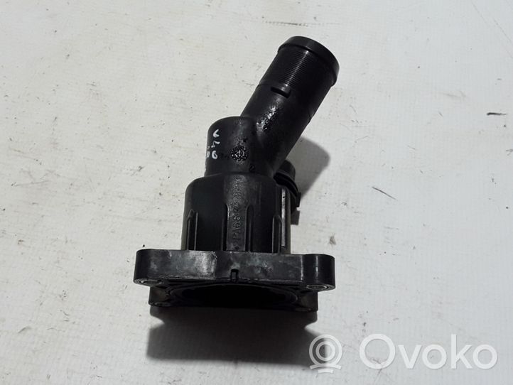 Volvo V40 Boîtier de thermostat / thermostat 31686046