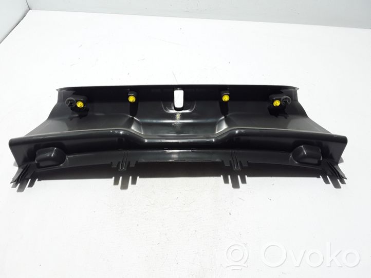 Volvo C30 Rivestimento di protezione sottoporta del bagagliaio/baule 8687734