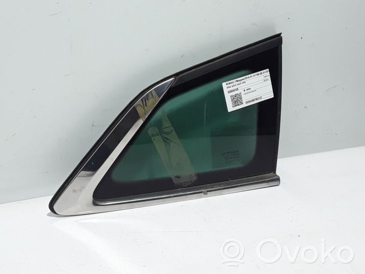 Renault Megane IV Fenêtre latérale avant / vitre triangulaire 833064816R