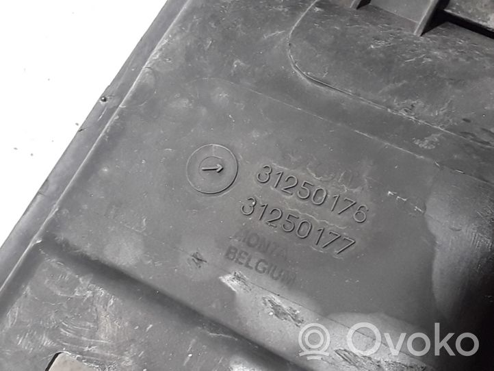 Volvo S40 Altra parte del vano motore 31250176