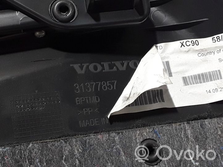 Volvo XC90 Boczek / Tapicerka / bagażnika 31377857