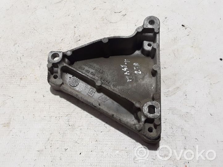 Renault Master III A/C compressor mount bracket 8200808620