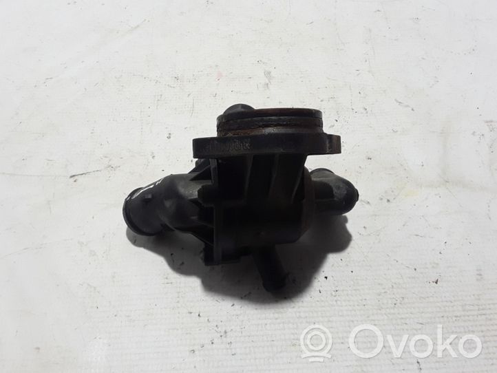 Volkswagen Caddy Thermostat 03L121111