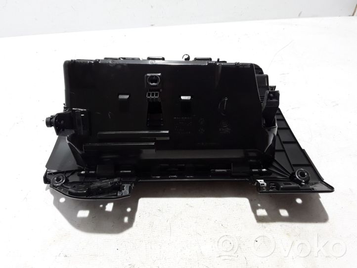 Volvo XC60 Glove box 31417596