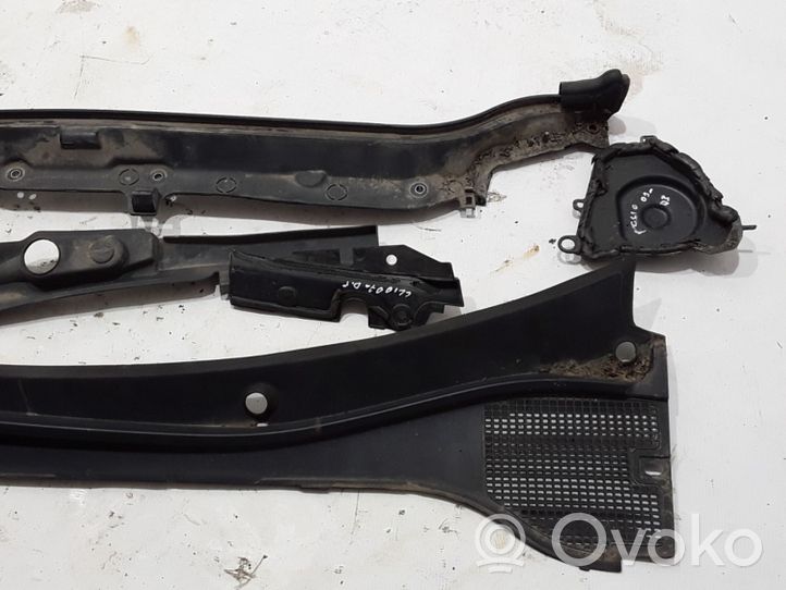 Renault Clio III Garniture d'essuie-glace 8200290131