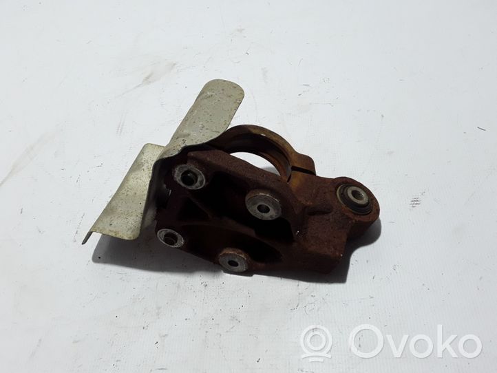 Volvo XC70 Driveshaft support bearing bracket 30783412