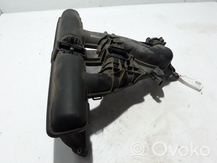 Volvo XC70 Intake manifold 30787772