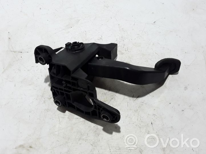 Renault Twingo III Pedale della frizione 465030341R