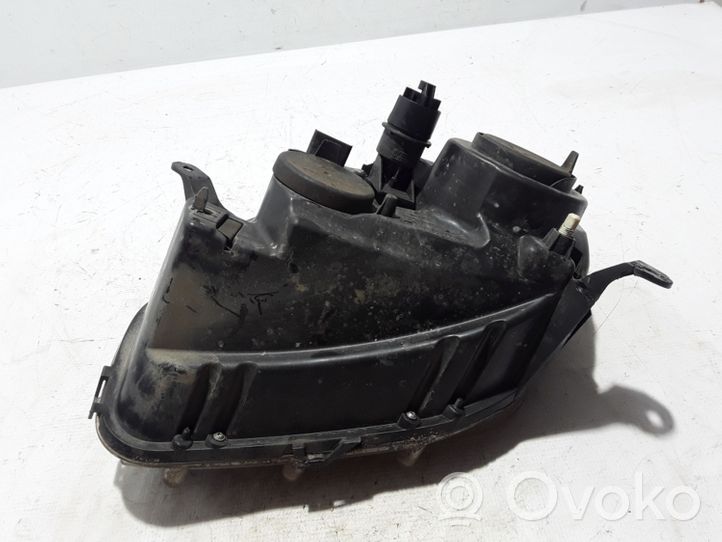 Dacia Duster Phare frontale 260101891R