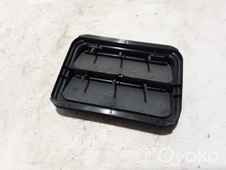 Renault Clio V Grill / Wlot powietrza błotnika przedniego 7700838358