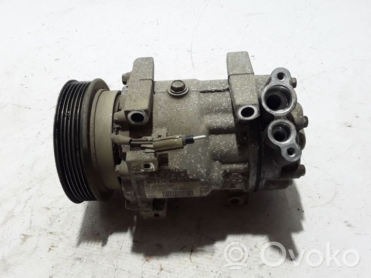 Dacia Duster Ilmastointilaitteen kompressorin pumppu (A/C) 926006229R