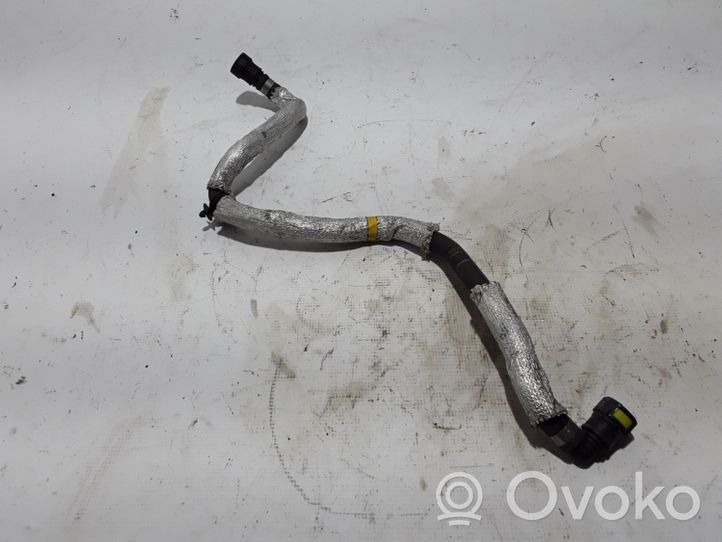 Volvo XC90 Tubo flessibile del liquido di raffreddamento del motore 32252375