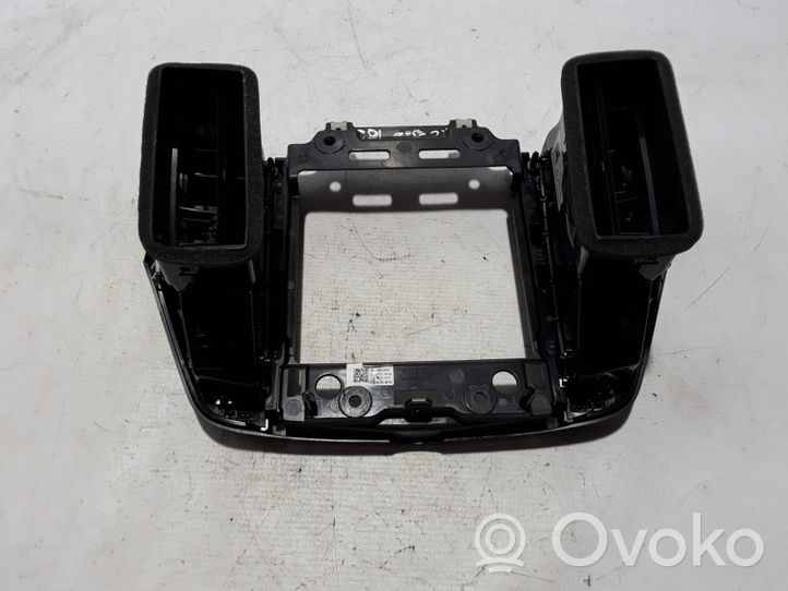 Volvo XC60 Dash center air vent grill 31417742