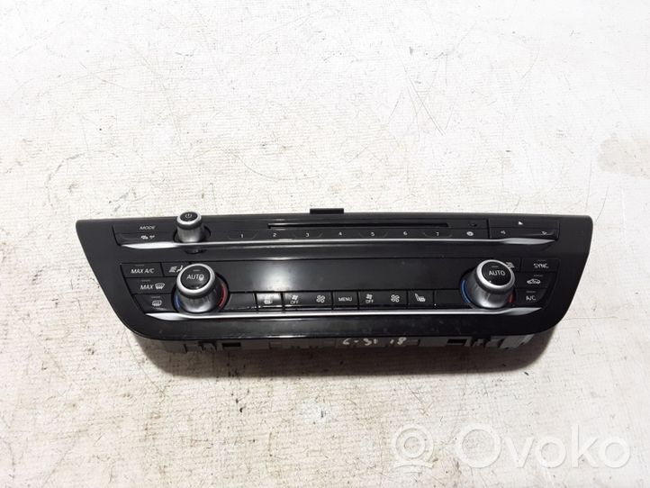 BMW 5 G30 G31 Centralina/modulo climatizzatore 7947869