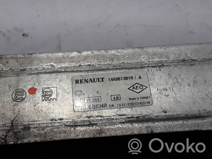 Renault Clio IV Välijäähdyttimen jäähdytin 144961381R