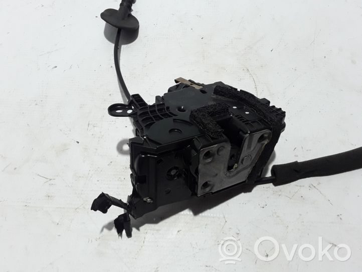 Renault Captur Zamek drzwi przednich 805022764R