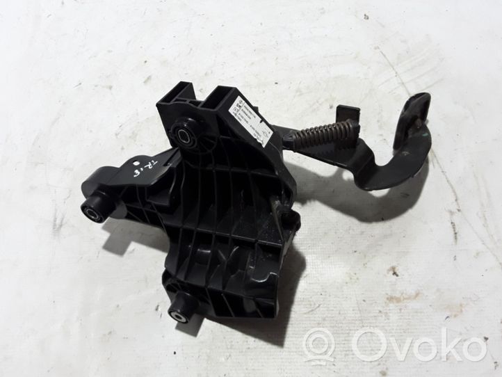 Renault Trafic III (X82) Clutch pedal 465038677R