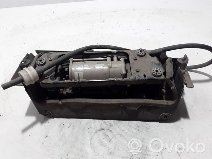 BMW 5 GT F07 Air suspension compressor/pump 6875176