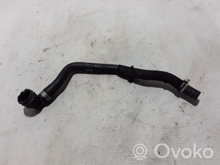 Volvo S60 Moottorin vesijäähdytyksen putki/letku 32339327