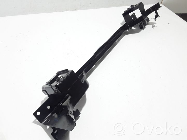 Volvo XC40 Pannello di supporto del radiatore 32234565