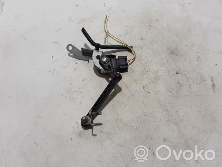 Volvo XC40 Rear air suspension level height sensor 32221477