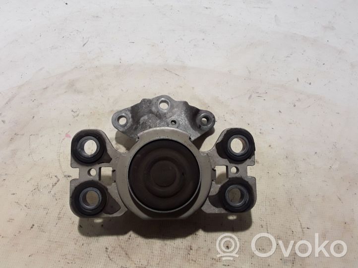 Volvo S60 Engine mount bracket 31401308