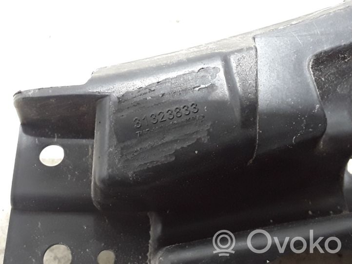 Volvo S60 Etupuskurin kannake 31323833