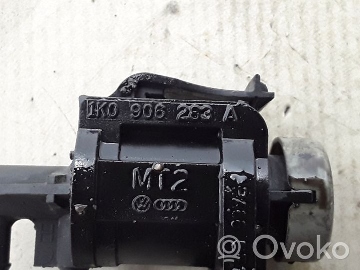 Audi Q5 SQ5 Turboahtimen magneettiventtiili 1K0906283A