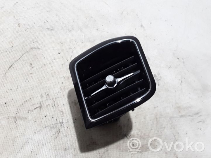Volvo XC60 Kojelaudan sivutuuletussuuttimen kehys 31477272