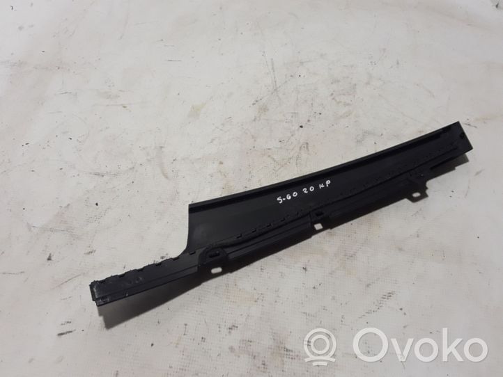 Volvo S60 Moulures des vitres de la porte avant 32257389