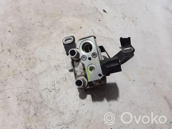 Volvo XC90 Air conditioning (A/C) expansion valve 31469762