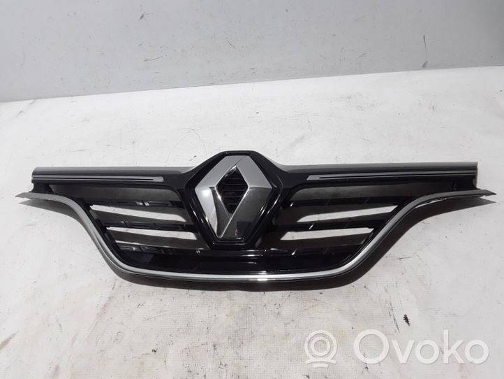 Renault Megane IV Grotelės priekinės 623109985R