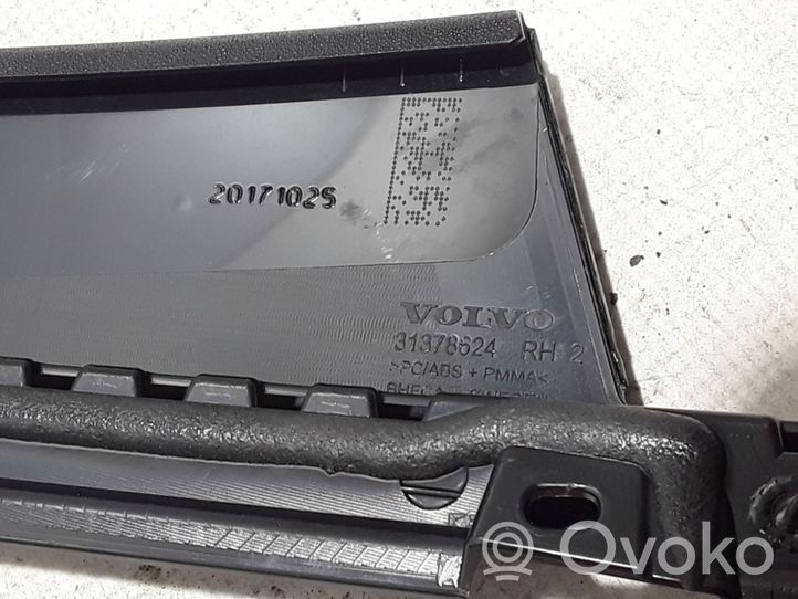 Volvo S90, V90 Etuoven lasin muotolista 31378624