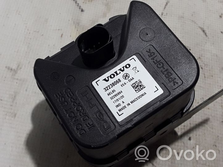Volvo XC90 Enceinte haute fréquence de porte avant 32238068