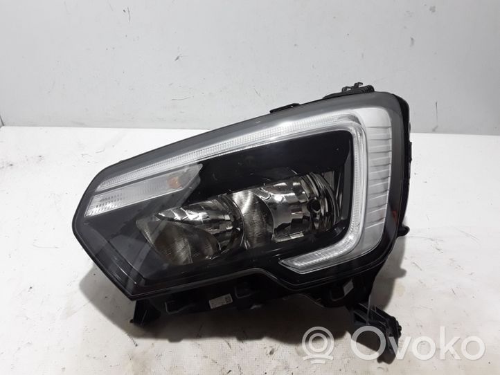 Renault Master III Headlight/headlamp 260607867R