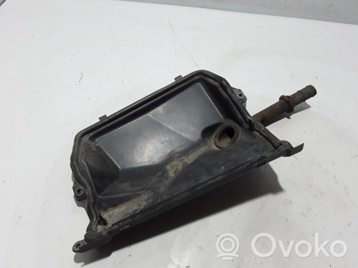 Renault Trafic III (X82) Rivestimento del tergicristallo 668634247R