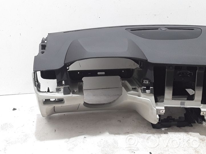 Volvo S90, V90 Tableau de bord 39838581