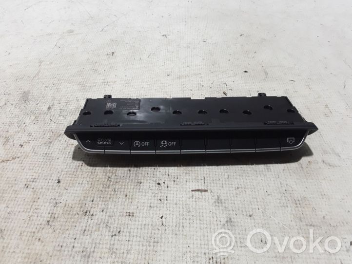 Audi A4 S4 B9 Pysäköintitutkan anturin kytkin (PDC) 8W0925301