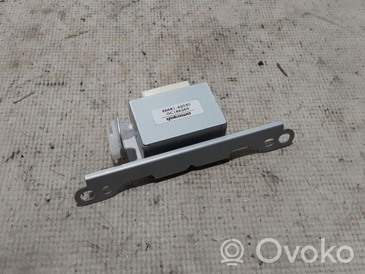 Toyota RAV 4 (XA50) Antenne GPS 8668142030