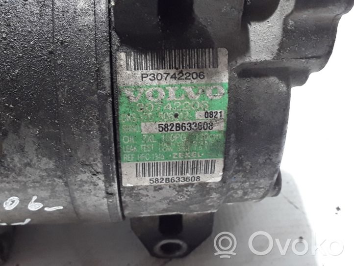 Volvo V70 Ilmastointilaitteen kompressorin pumppu (A/C) 30742206