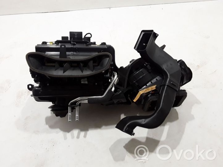 Audi A6 S6 C8 4K Salono oro mazgo komplektas 8W2820005L