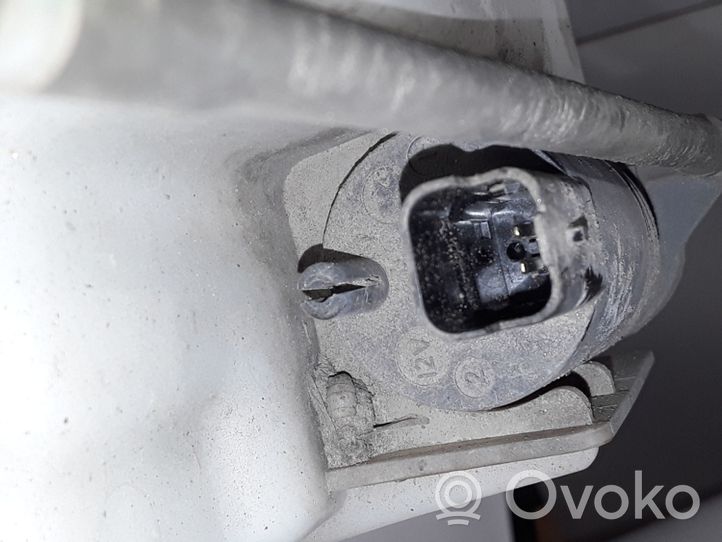 Renault Trafic III (X82) Réservoir de liquide lave-glace 289105241R