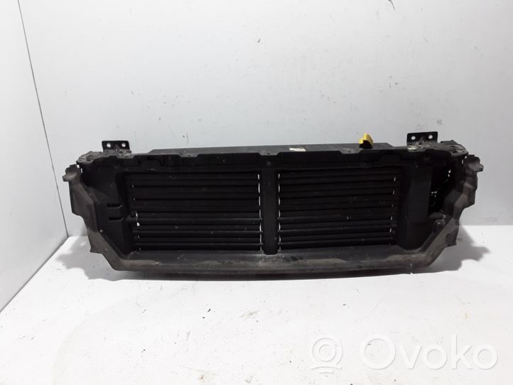 Volvo XC90 Prowadnica powietrza intercoolera 31353796