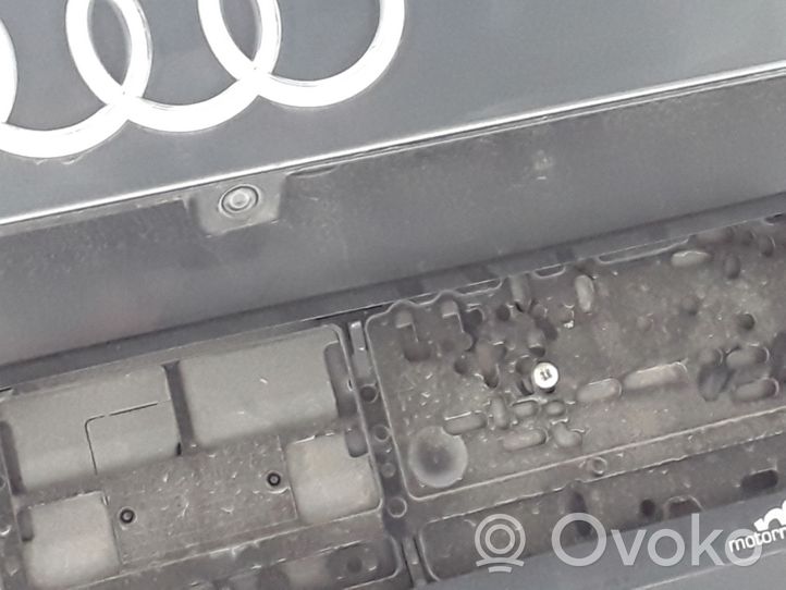 Audi Q5 SQ5 Tylna klapa bagażnika 8R0827023C