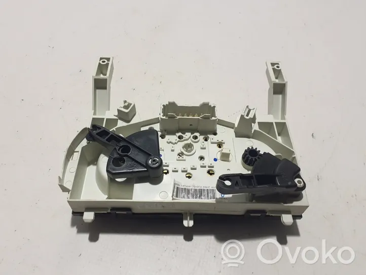 Nissan Primastar Air conditioner control unit module 275100120R