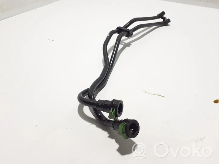 BMW 5 GT F07 Tubo flessibile del radiatore dell’olio del cambio 8509433